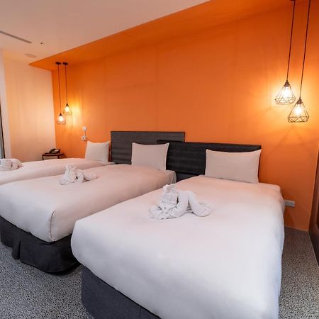 Ningcui Business Hotel Taichung Exterior photo