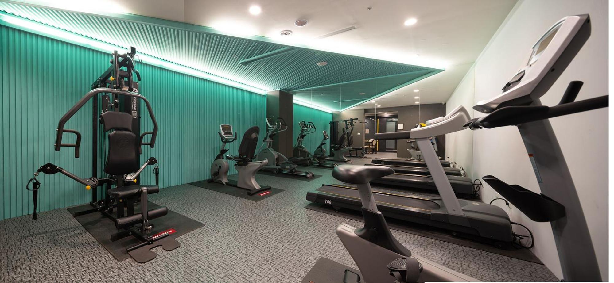 Ningcui Business Hotel Taichung Exterior photo